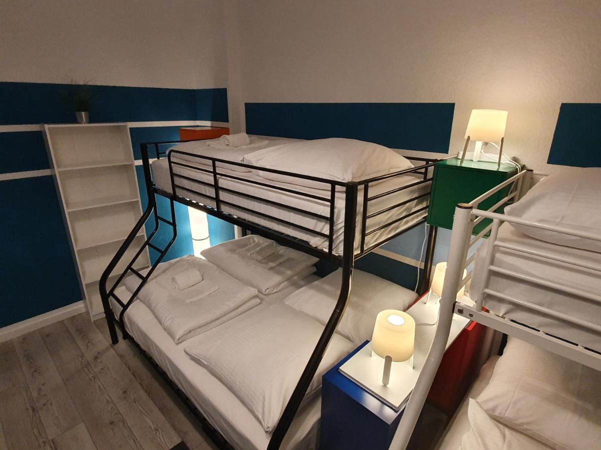 Central Lichtenberger Apartment For 6 People Berlin Dış mekan fotoğraf