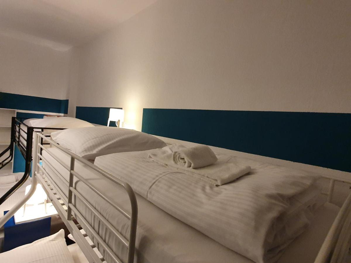 Central Lichtenberger Apartment For 6 People Berlin Dış mekan fotoğraf