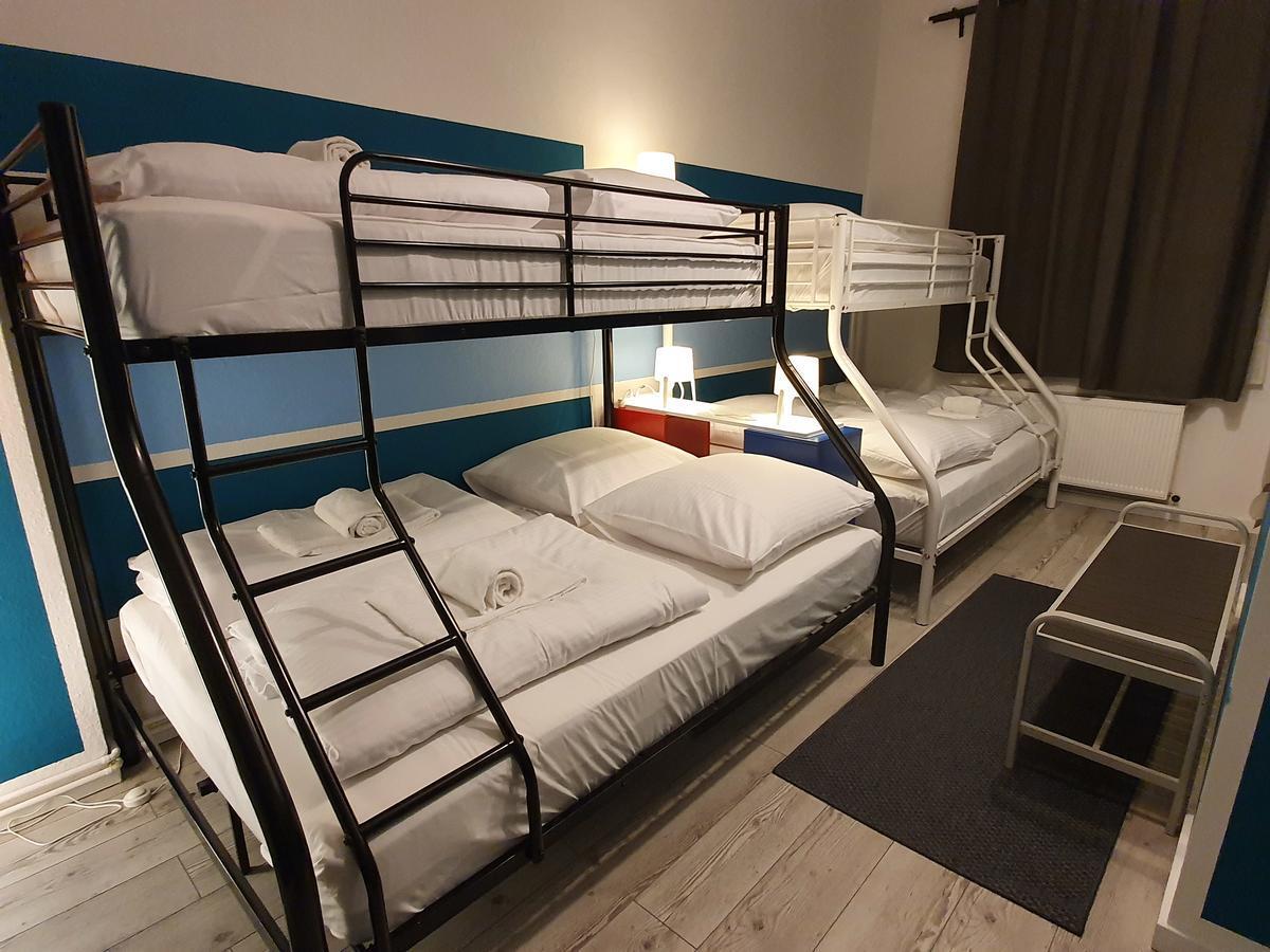 Central Lichtenberger Apartment For 6 People Berlin Dış mekan fotoğraf